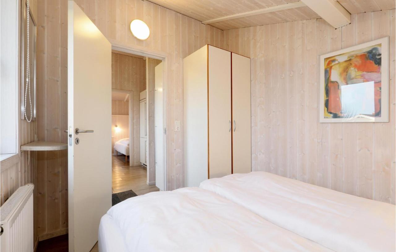 Amazing home in Friedrichskoog with 3 Bedrooms, Sauna&WiFi Buitenkant foto
