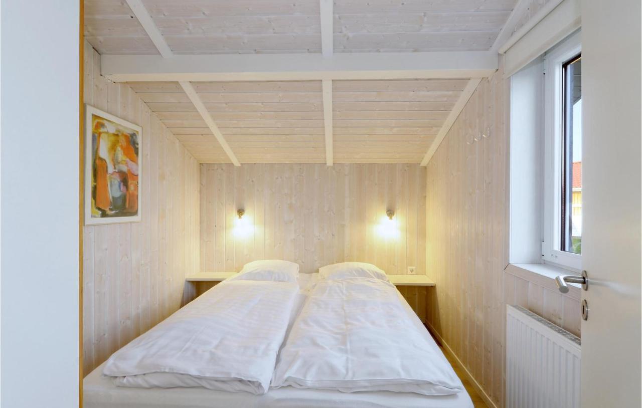 Amazing home in Friedrichskoog with 3 Bedrooms, Sauna&WiFi Buitenkant foto